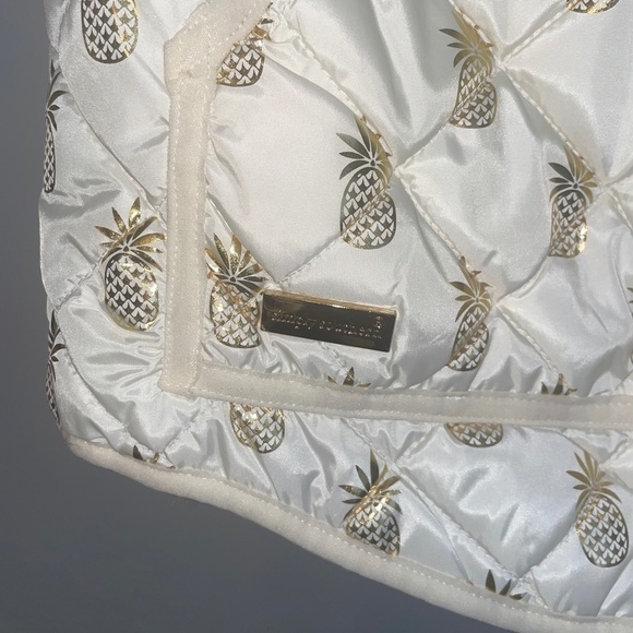 EUC Simply Sourthern Quilted Puffy Puffer Vest Pineapple Metallic Size Small - Picture 4 of 7